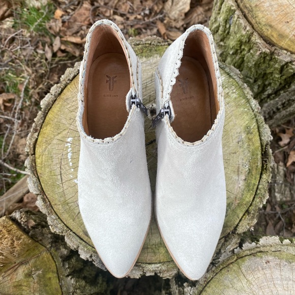 Frye Reed Scallop Shootie Size 6.5 - Picture 6 of 11